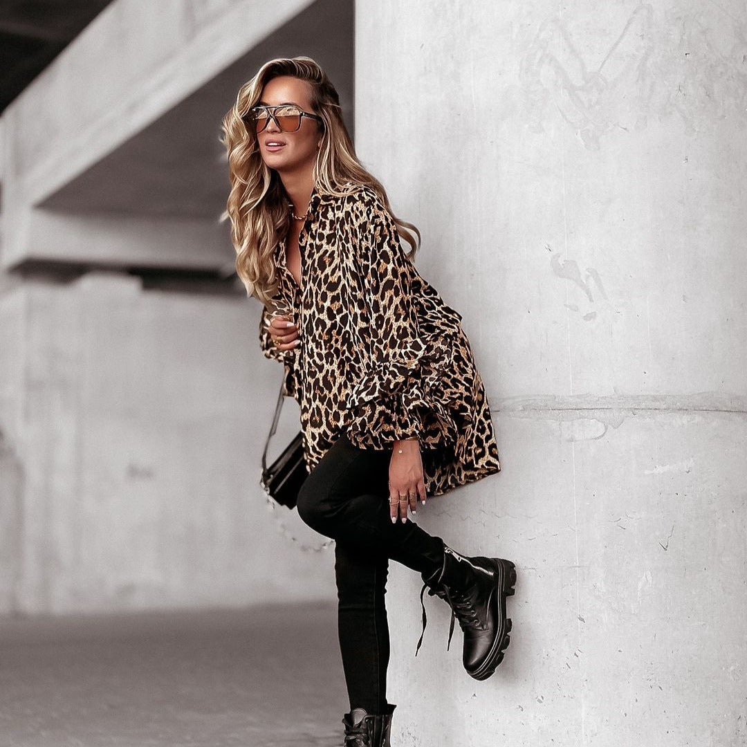 Damen Bluse mit Rüschendetails und modernem Leopardenmuster Stalluxe