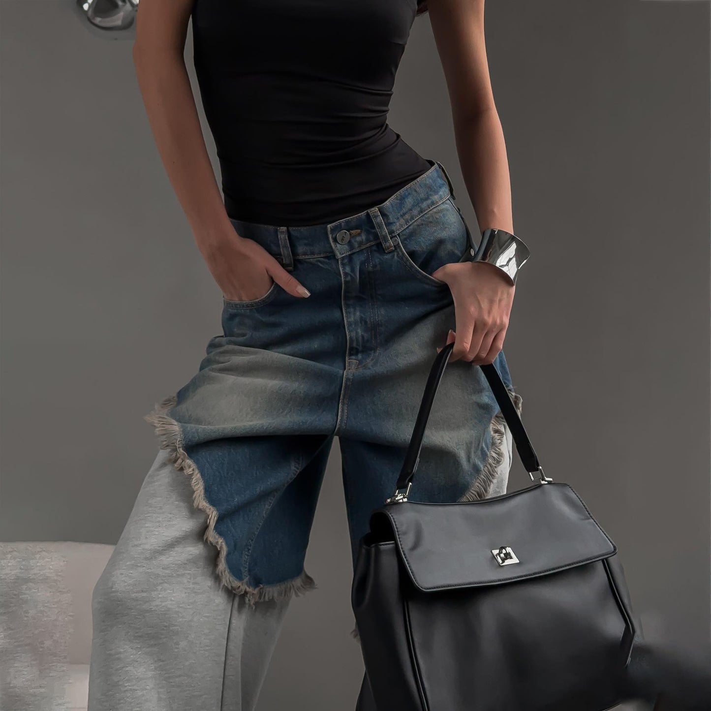 Damen Oversized Jeans mit einzigartigen Fransen-Details und modernem Schnitt Stalluxe