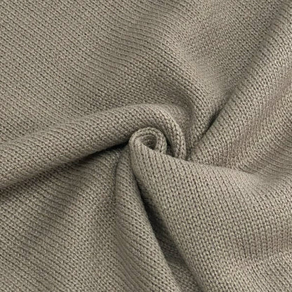 Damen Stilvolles Strickset mit hohem Kragen und weiter Hose Stalluxe