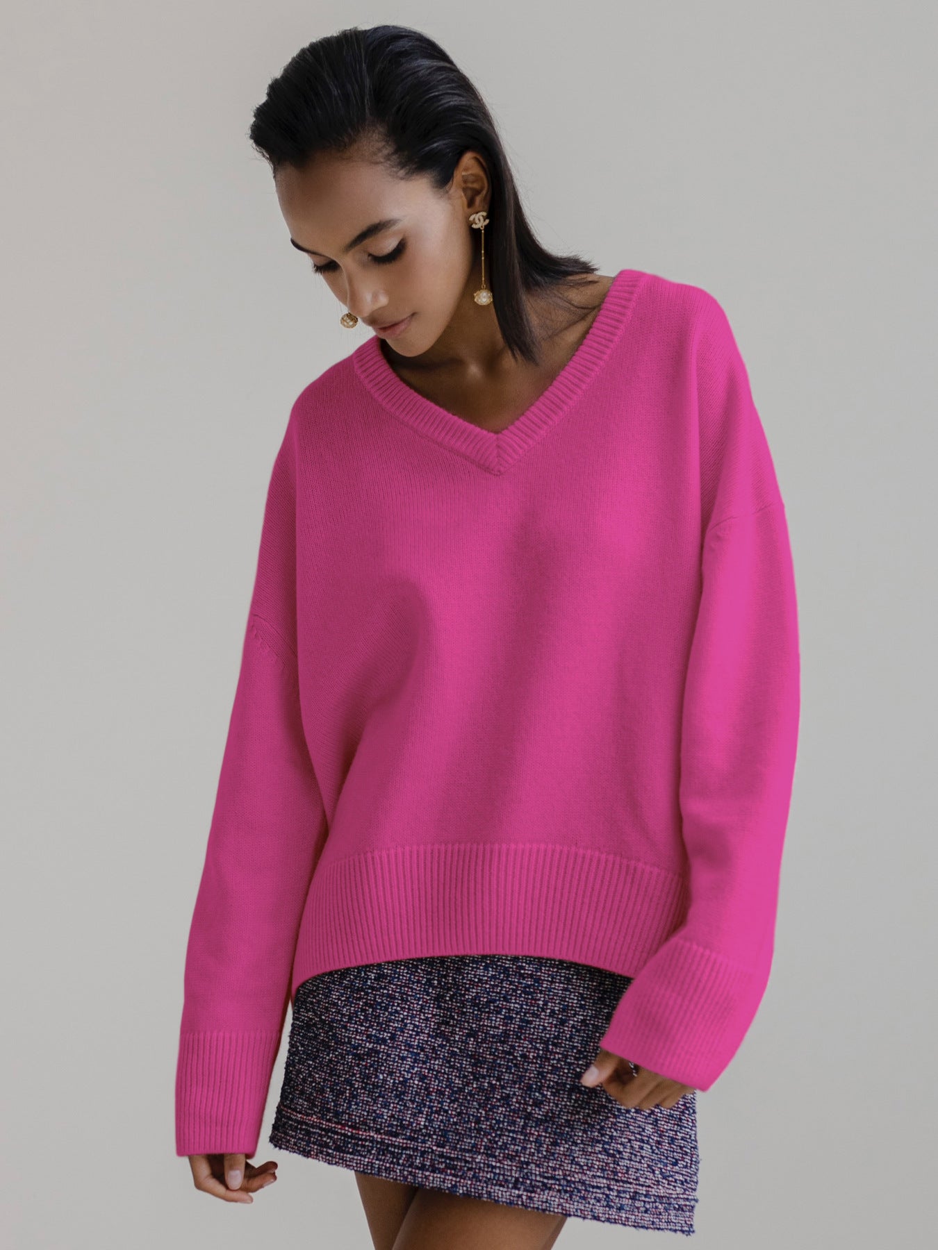 Damen Viskose-Pullover mit tiefem V-Ausschnitt und breiten Bündchen Stalluxe
