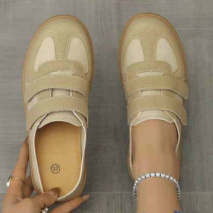 Damen bequeme Clogs mit verstellbaren Klettverschlussriemen und ergonomischem Fußbett Stalluxe