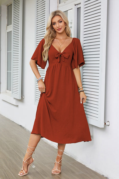Damen luftiges Maxikleid mit nostalgischem Knotendesign Stalluxe