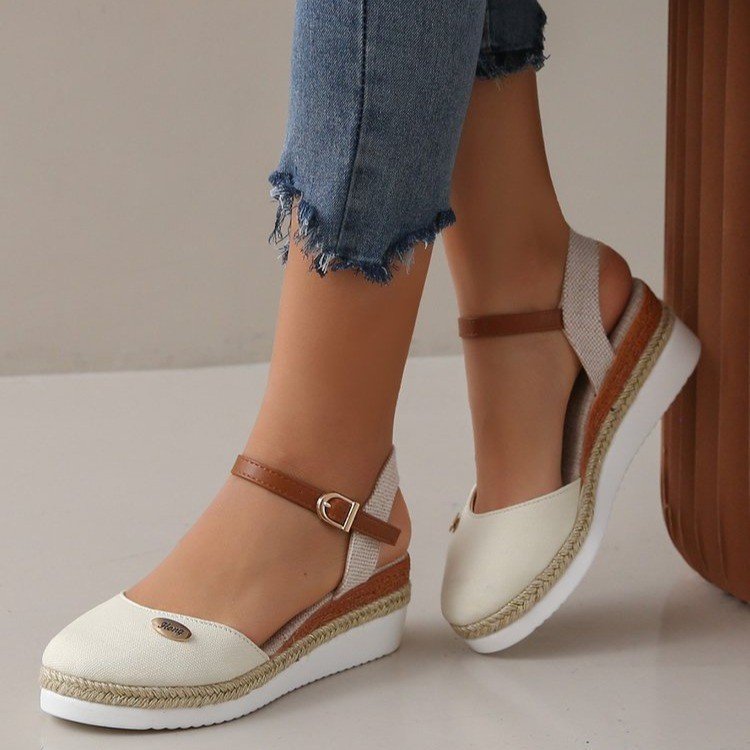 Damen Wedge-Sandaletten mit elegantem Riemen und komfortablem Fußbett Stalluxe