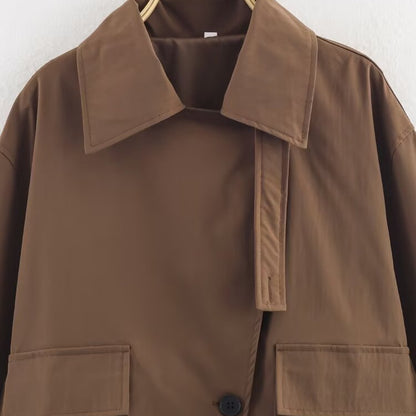 Damen lässige Utility-Jacke mit praktischen Pattentaschen und elegantem Stehkragen Stalluxe