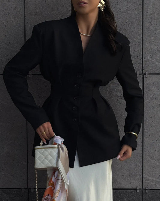 Damen Modischer Blazer mit tailliertem Schnitt und eleganten Knopfdetails Stalluxe