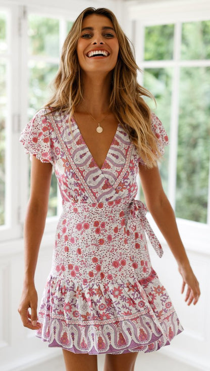 Damen Wickelkleid mit floralem Design und Rüschendetails Stalluxe