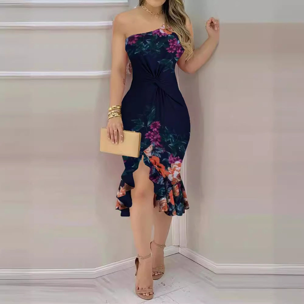 Damen Wickelkleid mit asymmetrischem Saum und floralen Akzenten Stalluxe