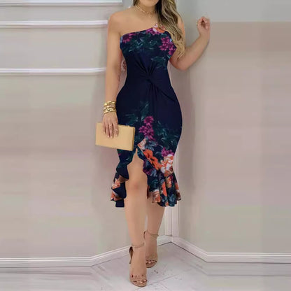 Damen Wickelkleid mit asymmetrischem Saum und floralen Akzenten Stalluxe