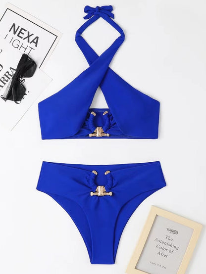 Damen Bikini-Set mit raffinierten Knoten-Details und goldenen Akzenten Stalluxe