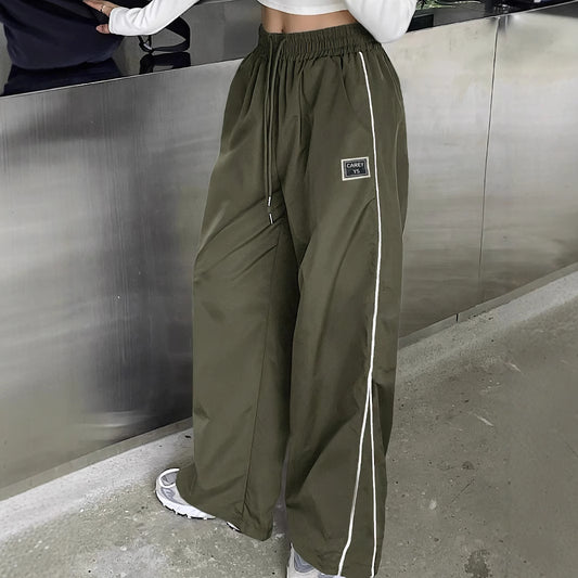 Damen Weiter Sporthose mit seitlichen Reisverschlusstaschen und elastischem Bund Stalluxe