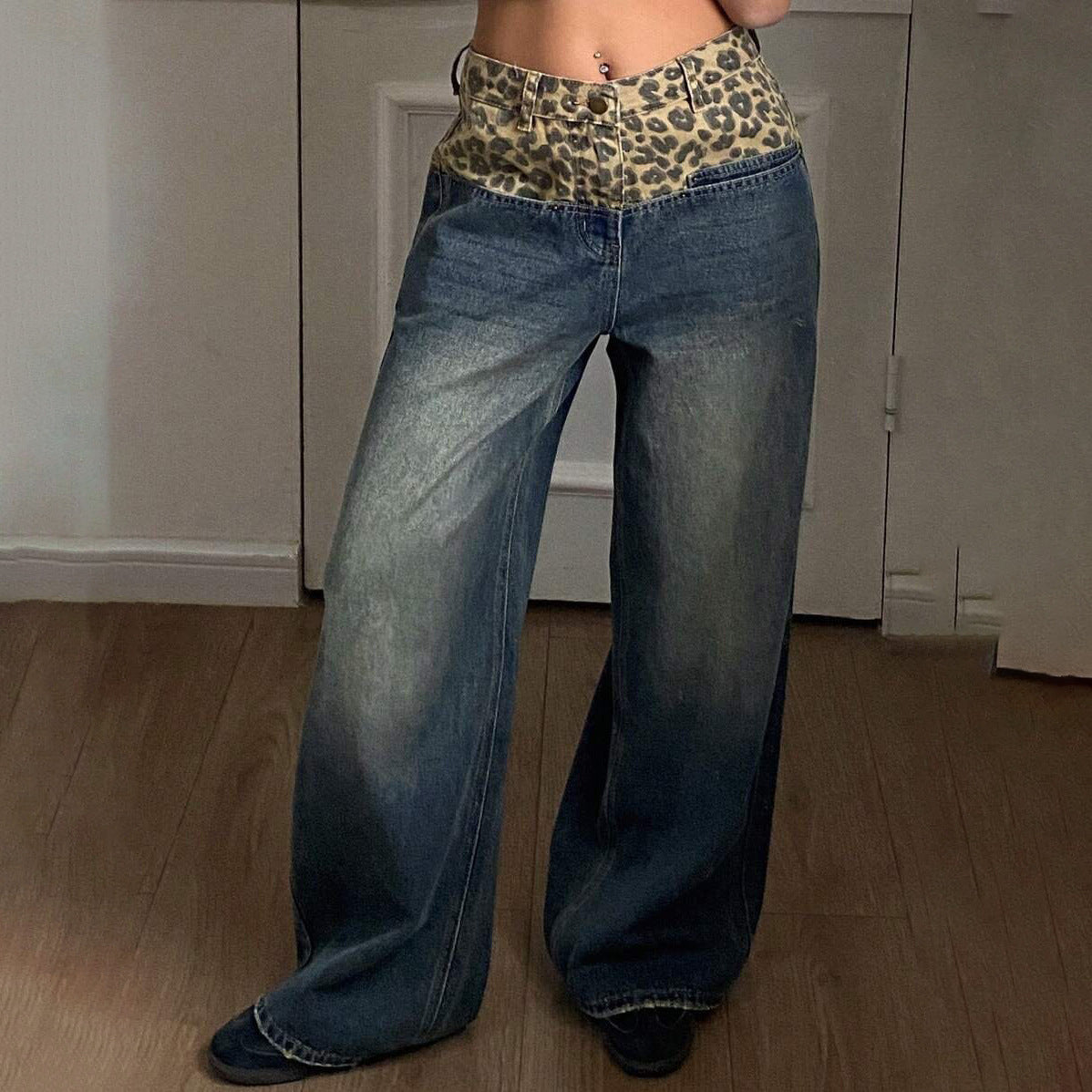 Damen Weit geschnittene Jeans mit Leopard-Hochbund Stalluxe