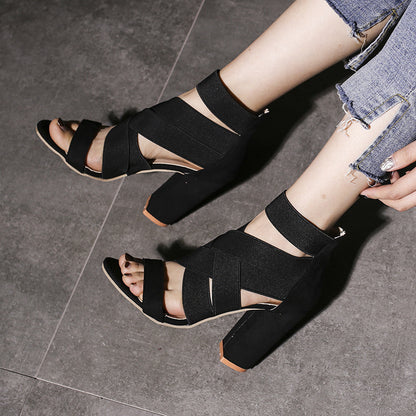 Damen Sandalen mit eleganten Riemen und Blockabsatz Stalluxe