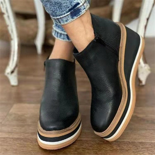 Damen Modische Keil-Stiefeletten aus feinem Wildleder mit praktischem Reißverschluss Stalluxe