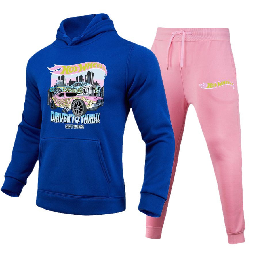 Damen bequemer Kapuzenpullover und Jogginghose Set mit auffälligem Auto-Motiv Stalluxe