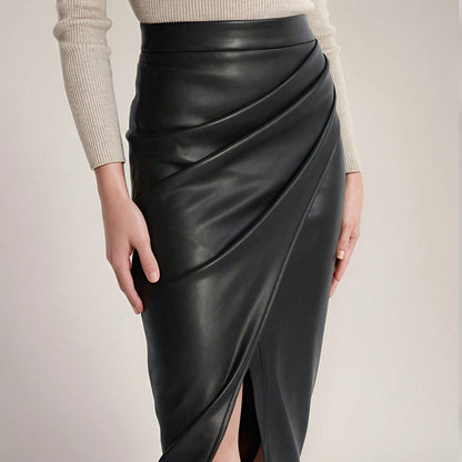 Damen Eleganter Wickelrock aus hochwertigem Kunstleder mit asymmetrischem Schnitt Stalluxe