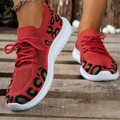 Damen Sportliche und atmungsaktive Sneakers mit modischem Tierprint Stalluxe
