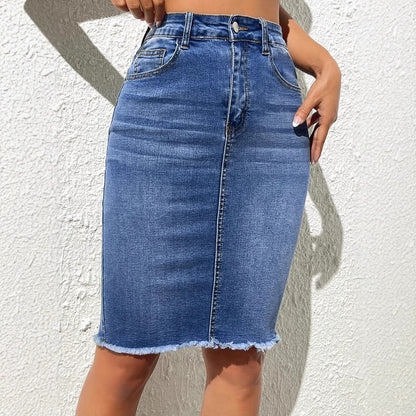 Damen Jeansrock im figurbetonten Schnitt mit fransigem Saum Stalluxe