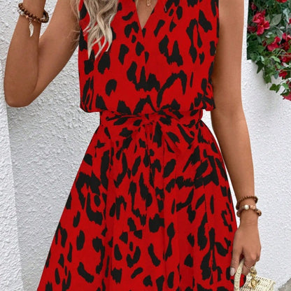 Damen Wickelkleid mit grafischem Muster und Taillengürtel Stalluxe