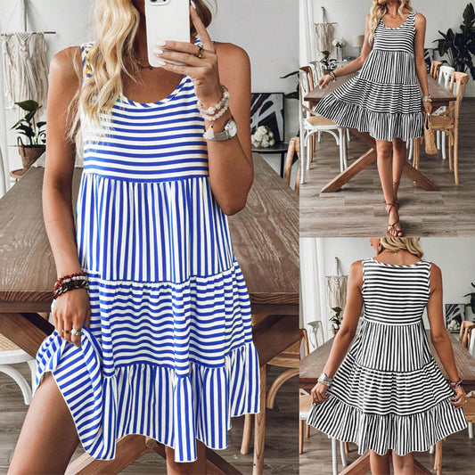 Frauen gestreiftes Stufen Swing Kleid Stalluxe