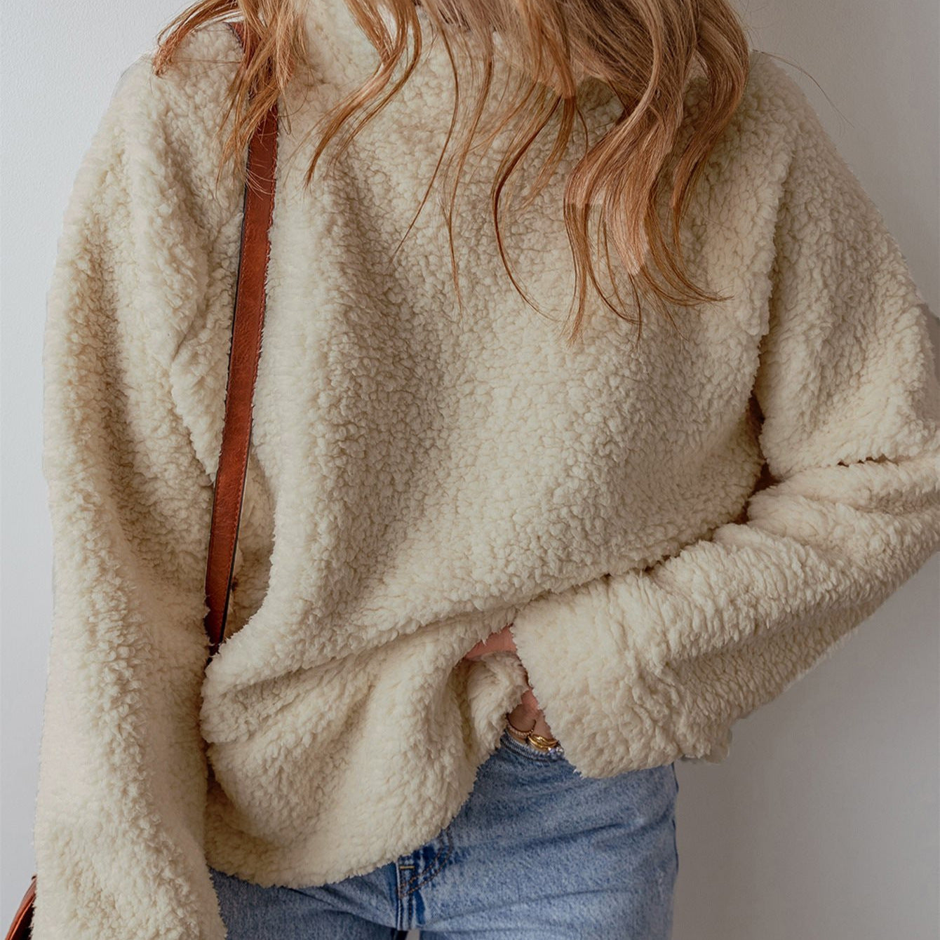 Damen Kuscheliger Fleece-Pullover mit hohem Kragen und weit geschnittenen Ärmeln Stalluxe