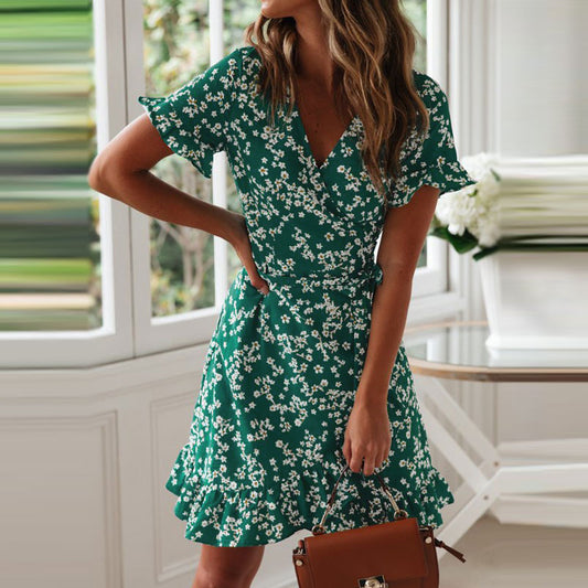 Damen Kurzarm-Wickelkleid mit floralem Muster und voluminösem Saum Stalluxe