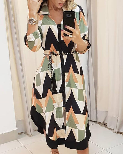 Damen Maxikleid mit Streifenmuster und Taillengürtel Stalluxe
