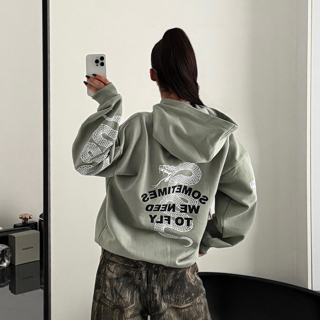 Damen Oversized Kapuzenpullover mit modischen Details Stalluxe