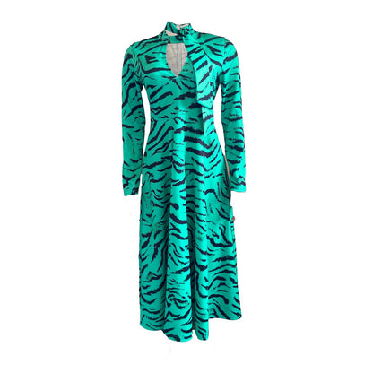 Damen Midikleid mit hochgeschlossenem Kragen und asymmetrischem Schnitt Stalluxe