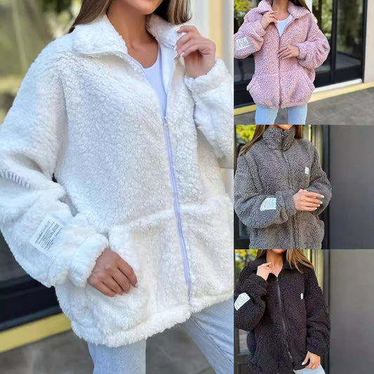 Damen Kuschelige Fleecejacke mit praktischen Taschen und hohen Kragen Stalluxe