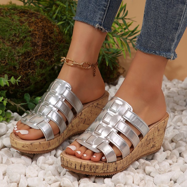 Damen Wedge-Pantoletten mit dekorativen Riemen und komfortablem Fußbett Stalluxe
