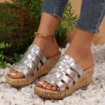 Damen Wedge-Pantoletten mit dekorativen Riemen und komfortablem Fußbett Stalluxe