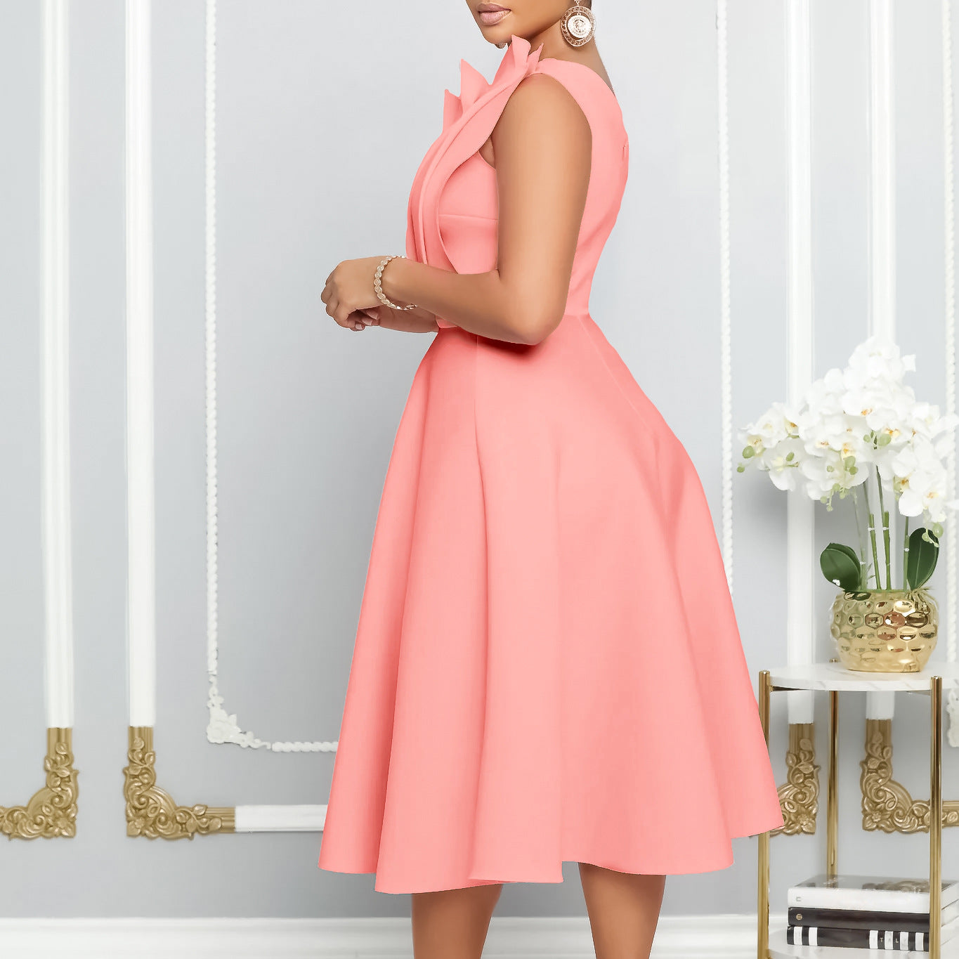 Damen Charmantes Ein-Schulter-Kleid mit Faltenwurf und tailliertem Gürtel Stalluxe