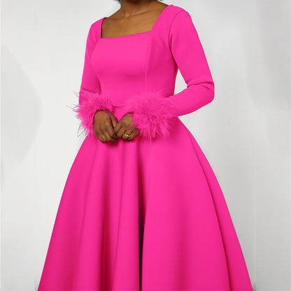 Damen Elegantes Kleid mit quadratischem Ausschnitt und farbenfrohen Fütterungsdetails Stalluxe