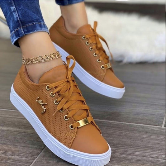 Damen Sportlich-elegante Sneakers mit perforierter Oberseite Stalluxe