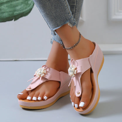 Damen Wedge-Zehentrenner mit modischer Blumendekoration Stalluxe