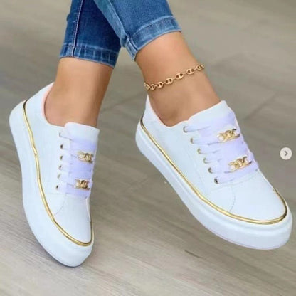 Damen Modische Slip-On Sneakers mit goldenen Akzenten und rutschfester Sohle Stalluxe