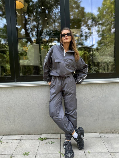 Damen sportlicher Funktionsanzug mit Stehkragen und elastischen Bündchen Stalluxe