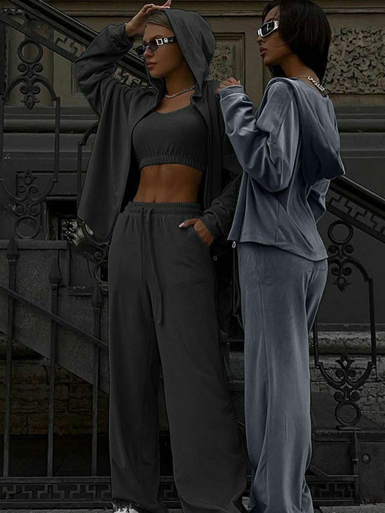 Damen lässiges Sport-Set mit cropped Oberteil und weiten Hosen Stalluxe