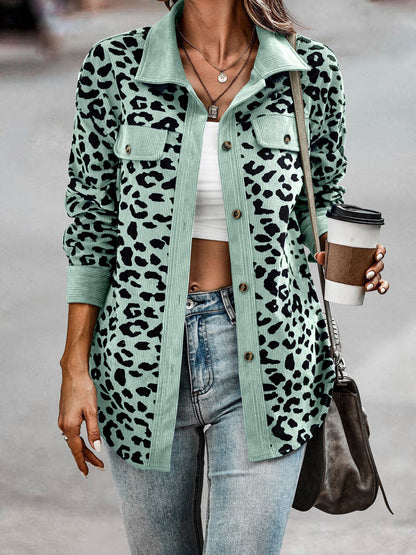 Damen Freizeitjacke mit strukturiertem Leopardenmuster und praktischen Taschen Stalluxe
