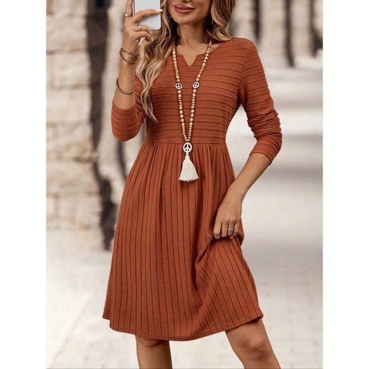 Damen Strickkleid mit V-Ausschnitt und langen Ärmeln Stalluxe