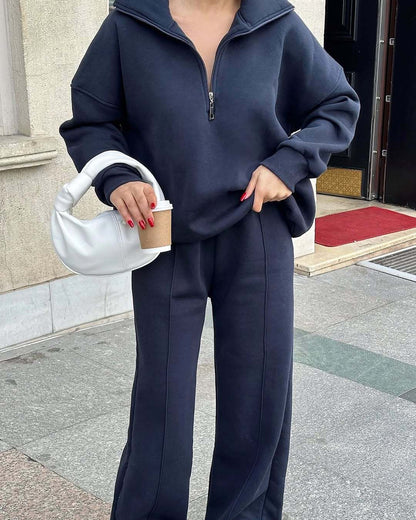 Damen Sportlicher Fleece-Trainingsanzug mit hohem Stehkragen und Reißverschluss Stalluxe