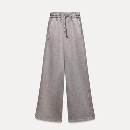 Damen modischer Zweiteiler mit cropped Hoodie und weiten Hosen Stalluxe