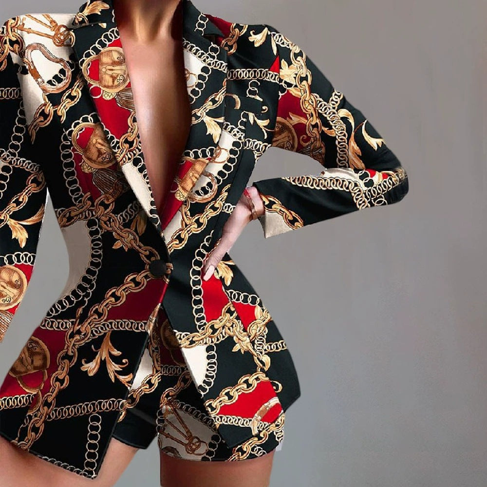 Damen Lebhaftes Blazer-Set mit Shorts und modernem Farbspiel Stalluxe