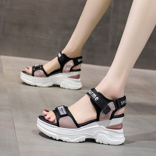 Damen Sportliche Sandalen mit glitzerndem Riemendesign Stalluxe