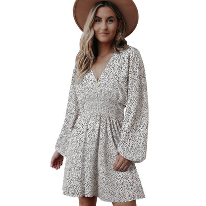 Damen Mini-Kleid mit vorteilhaftem V-Ausschnitt und elastischem Taillengürtel Stalluxe