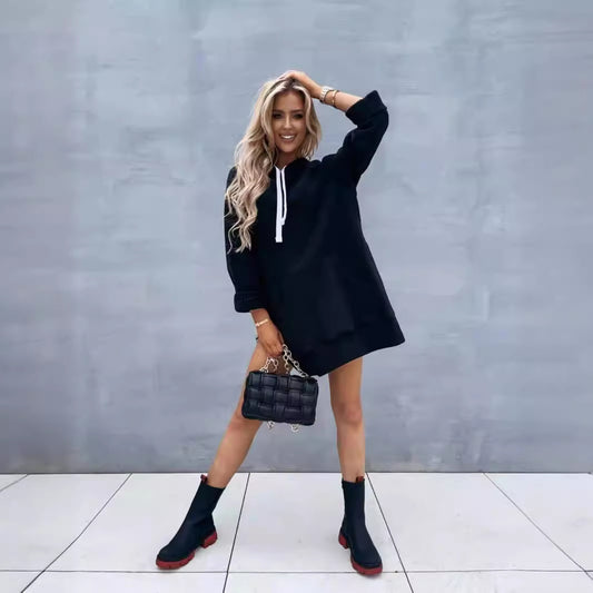 Damen lässiges Kapuzenkleid mit praktischen Eingrifftaschen und seitlichen Schlitzen Stalluxe