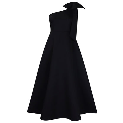 Damen Maxikleid mit asymmetrischem Schnitt und eleganter Schleife Stalluxe