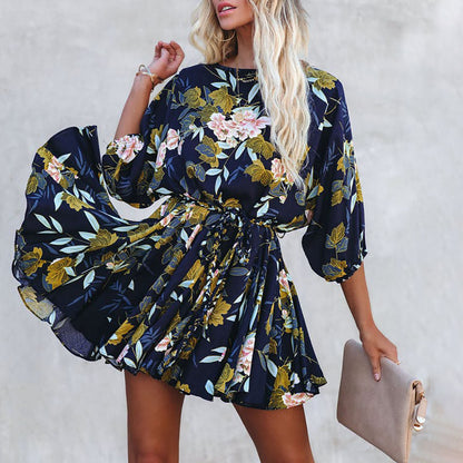 Damen Sommerliches Blumenkleid mit taillierbarem Design und voluminösen Ärmeln Stalluxe