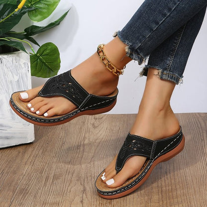 Damen Zehentrenner-Sandalen mit eleganter Spitzenverzierung und weichem Fußbett Stalluxe