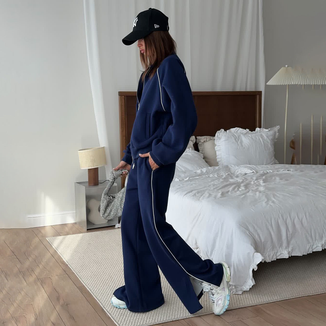 Damen Sportliche Sweatjacke und Jogginghose-Set Stalluxe